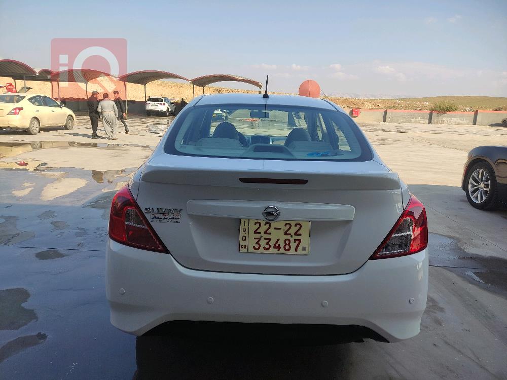 نیسان سەنی